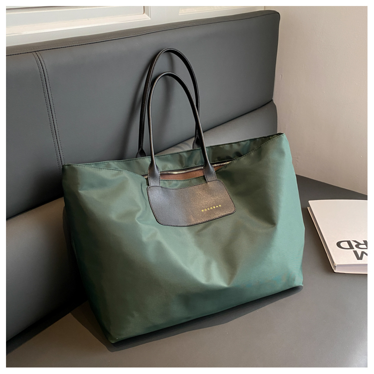 Extra Large Capacity Travel Tote Bag 2025 New Fashion Waterproof Yoga Bag Simple Shoulder Gym Bag Extra Large Capacity Travel Tote Bag 2025 New Fashion Waterproof Yoga Bag Simple Shoulder Gym Bag