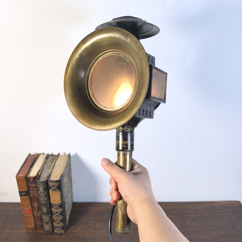 1930S Antique Republic of China Vintage Brass Handheld Photography Light, Car Lighting Light, Fill Light, Signal Light, Film Props