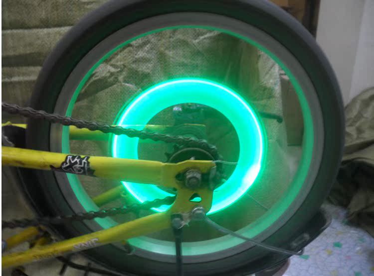 Lumière vélo - feux de Valve - Ref 2402957 Image 13