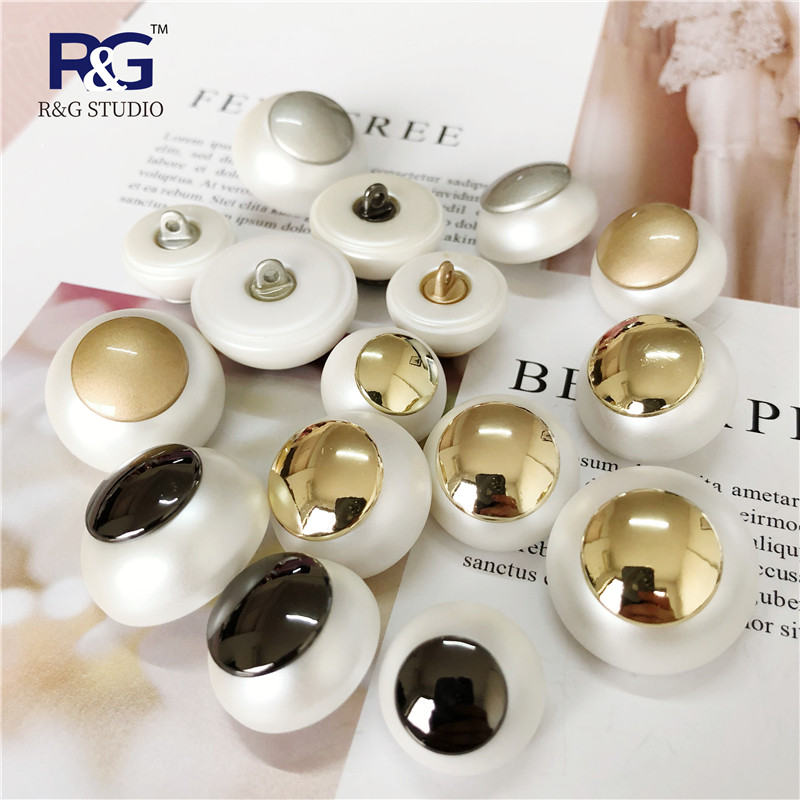 New Korean version combination pearl button gold and silver metal combination women's coat suit sweater knitted coat button