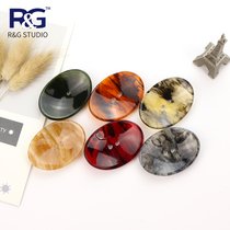 Acetic acid plate irregular shaped button curved button female personality clothes buckle alternative button creative button button button