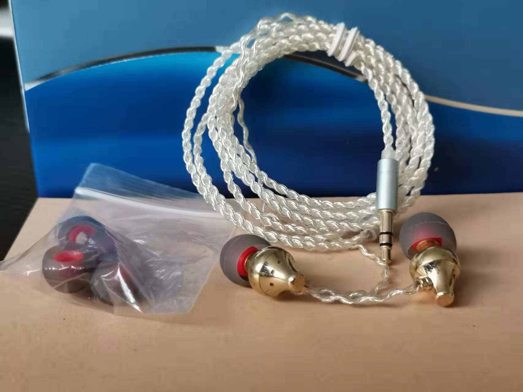 DIY3 5mm connector without wire-control headphone tiger personally debuts high sensitivity almost 0 distortion