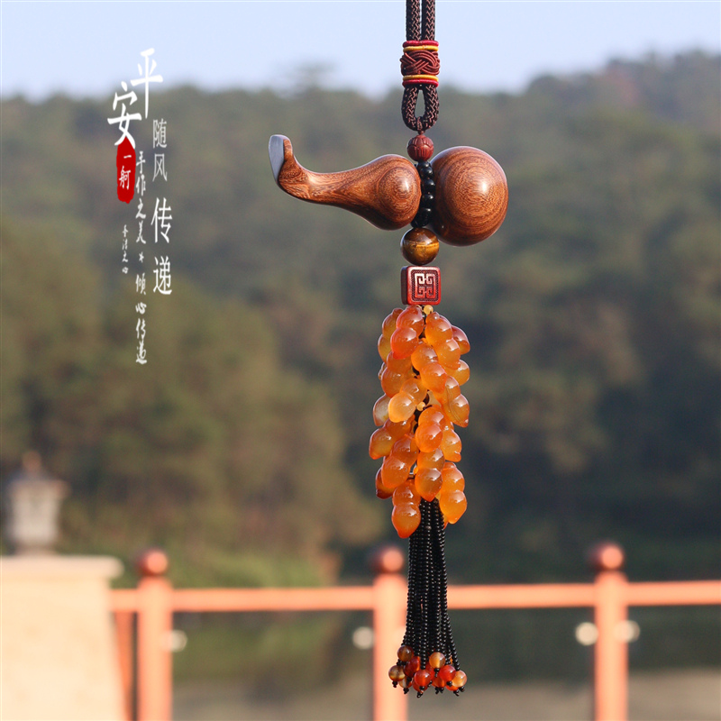 Chalcedony car pendant high-end car interior rear mirror agate jade pendant security male gift big gourd