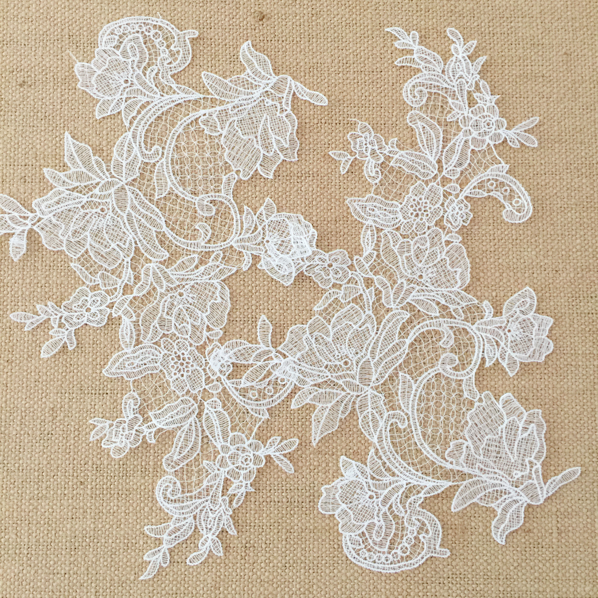 Fischseidenstoff-Aufnäher, Verspiegelte Blumen, Handgemachte DIY-Kleidung, Dekorationszubehör, Ausgehöhlt, 33x20cm, 10 Stück, 5 Paare – Detail 3