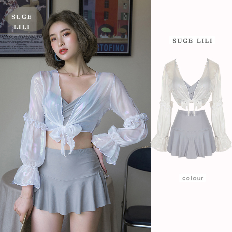 Swimsuit woman two-piece style dress with three sets of bubble spa clothes covered with slim and sexy long sleeve hooded sweatshirt small frescoed swimsuit