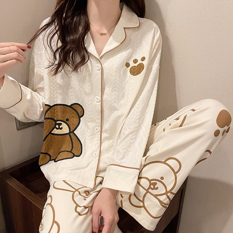 2022 New Pure Cotton Pyjamas Lady Spring Autumn Winter Long Sleeve Cute Cartoon Loose large size Sizes Home Suit Suit
