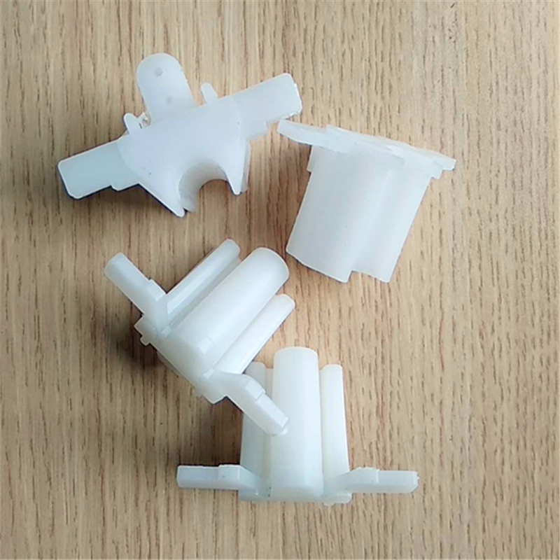 Active partition accessories plastic male and female blocking plug M code mobile screen universal hanging wheel straight wheel wall climbing wheel lying wheel