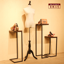 Clothing store running water table decoration window hanger display rack Zhongdao bag shoes display table high and low table table