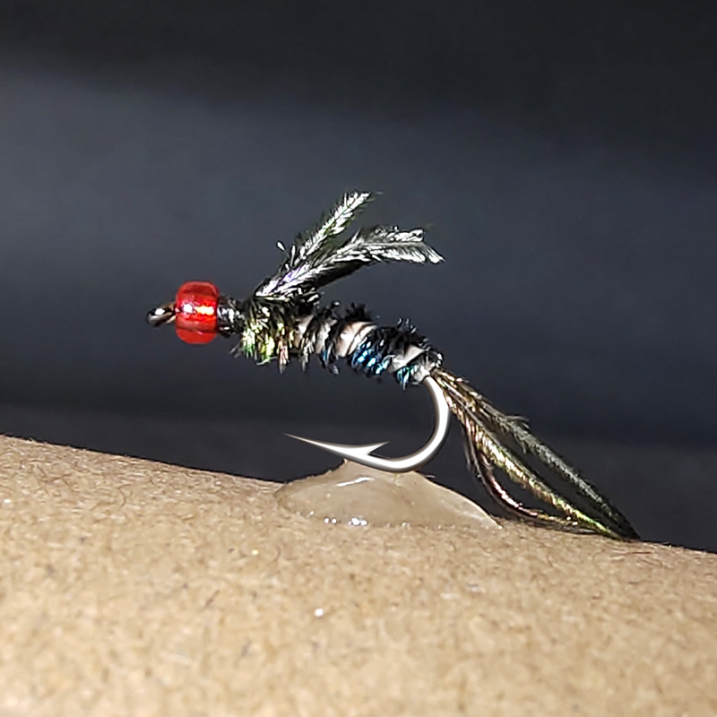 Poison mosquito suit Bionic mosquito Luya fishing white bar bait Horse mouth fish special artifact Killer fly hook micro bait