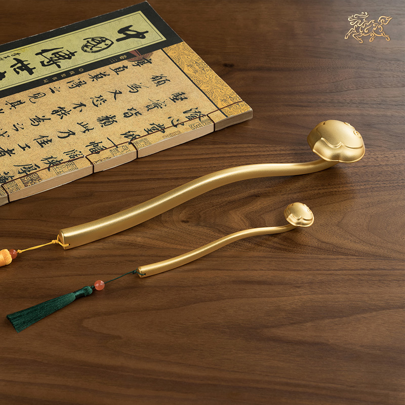 Bronze Master's Jin Ruyi (real Jin Coli-plated) Living room Merchants Accessories Jo to open a gift desk swing piece