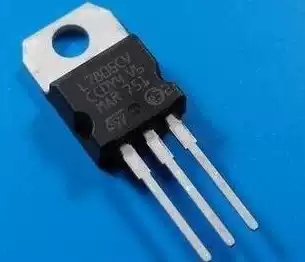 Buy 1 copy and send 4 brand new original L7805CV three-terminal voltage regulator TO-220 quality assurance