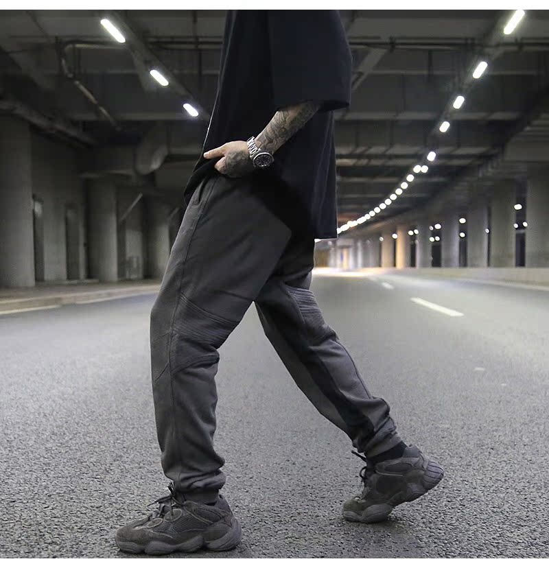 Low-crotch joggers image 5