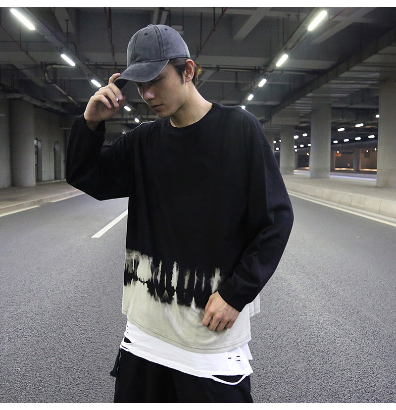 Gradient Split Tee Image 6