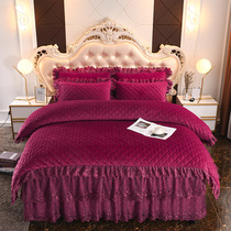 Autumn and winter crystal velvet European style thickened quilted bed skirt four-piece bed cover quilt cover lace embroidery lace pillowcase