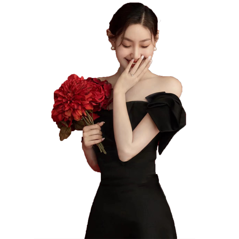 Retro black sexy evening dress suitable for photo sessions, wedding dress, open shoulders Retro black sexy evening dress suitable for photo sessions, wedding dress, open shoulders