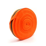 Полученная взлетно -посадочная полоса с предупреждением о предостережении безопасности с легкой атлетикой, финальным спринтом с пляжным волейболом, футбольным полевым краем