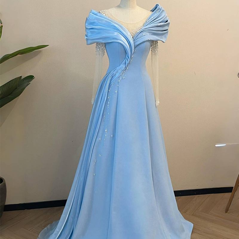 Blue Elegant Evening Gown for Hostess, Long-Sleeved, Luxurious and Dignified, Suitable for Guzheng, Folk Song, and Choir Performances