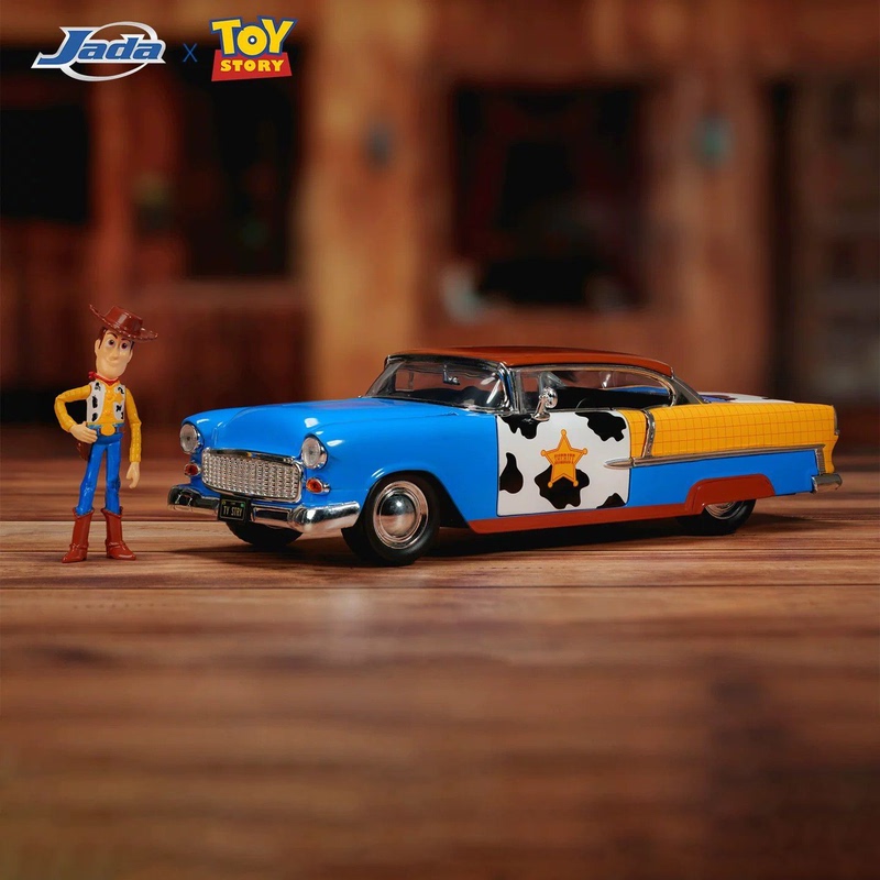 Jadatoys 1:24 Authentic Toy Story Woody Chevrolet Bel Air Alloy Car Model Ornament Gift Jadatoys 1:24 Authentic Toy Story Woody Chevrolet Bel Air Alloy Car Model Ornament Gift