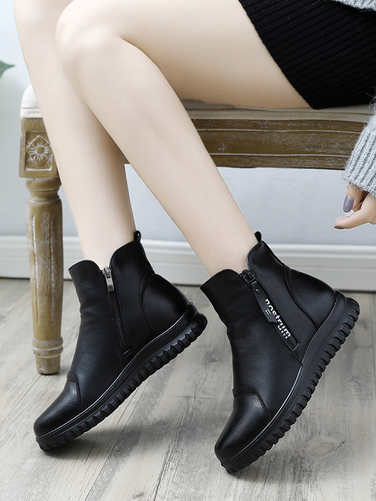 Winter mother cotton shoes middle-aged boots plus velvet warm flat soft sole non-slip shoes for the elderly and the elderly women's shoes