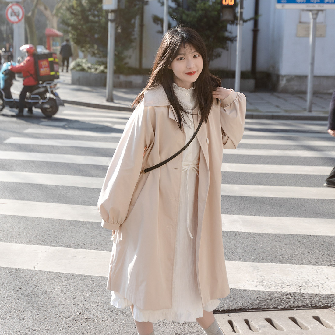 Yi Yu Department of this year's popular windshirt female medium - long edition 2022 new loose Japanese coat in autumn