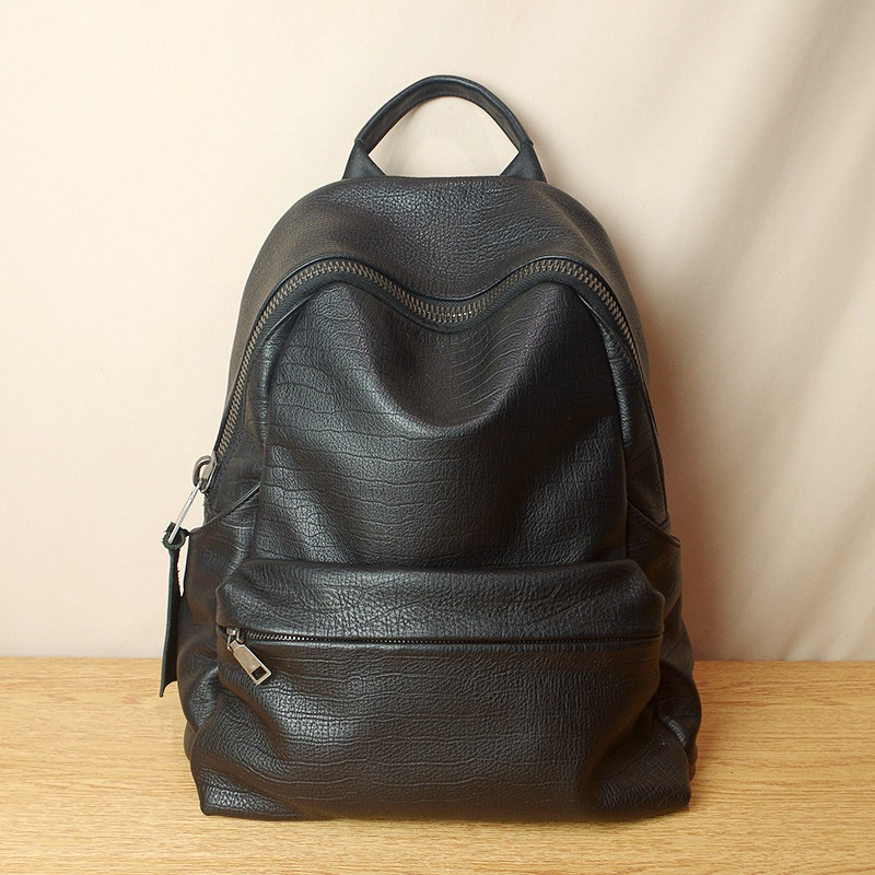 Retro leather men's backpack large-capacity soft leather fashion trend men's first layer cowhide computer backpack