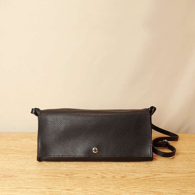 Simple leather women's bag Messenger bag head layer cowhide fashion soft leather small bag cylinder pillow bag one shoulder lady's bag