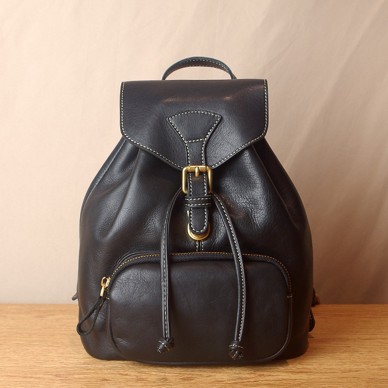 Niche original leather women's shoulder bag 2022 new Western style retro first layer cowhide mini leather small backpack