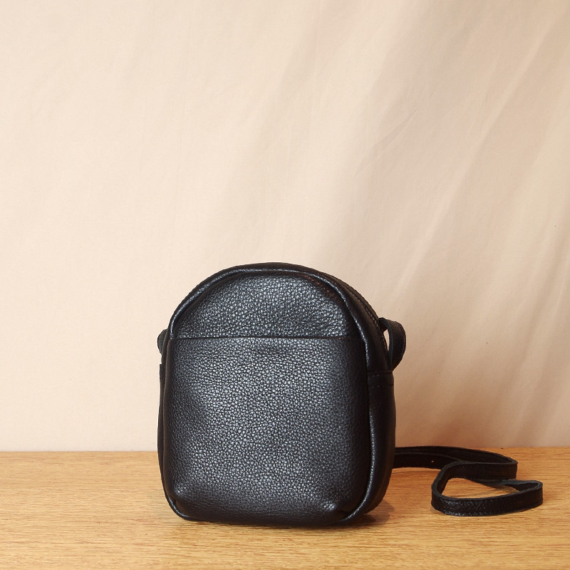 Simple leather messenger bag women's soft leather mini bag Japanese casual high-end first layer cowhide ladies small square bag