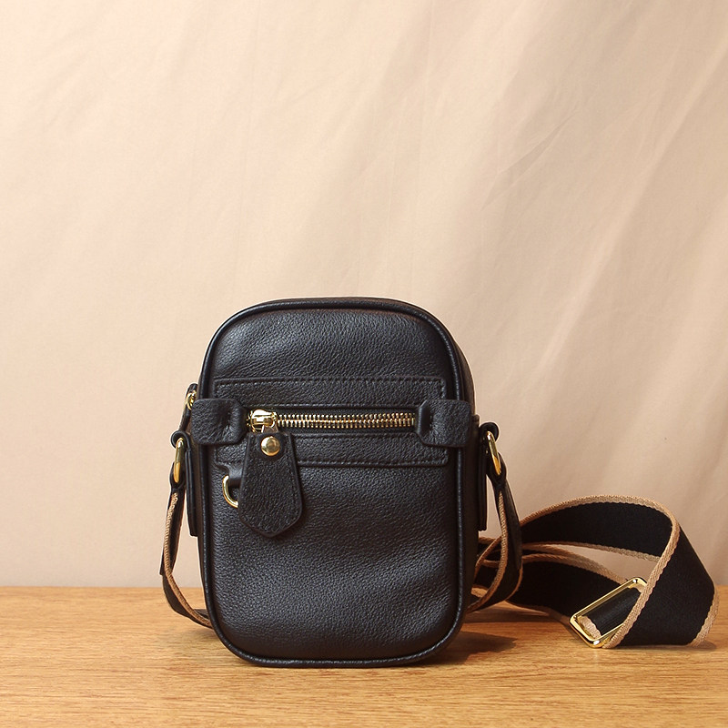 Wide shoulder strap mini messenger bag mobile phone bag leather women's bag first layer cowhide soft leather 2020 summer new small bag
