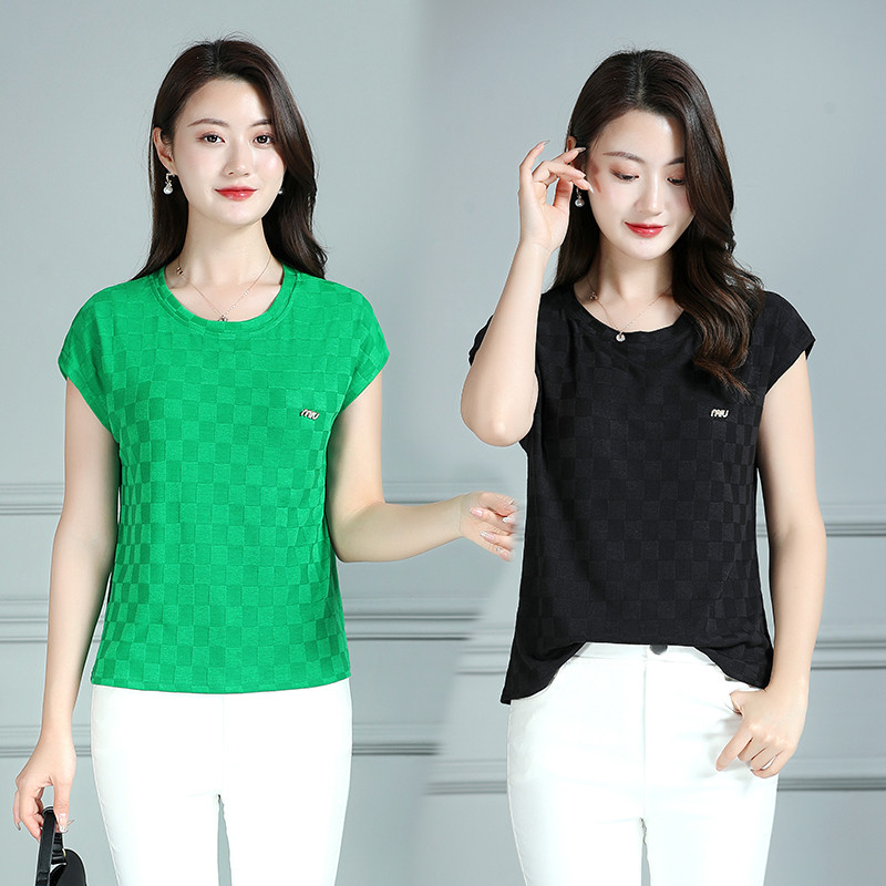 Middle aged women's dress Summer clothing pure color round collar T-shirt Mom loaded with bat sleeves Checkerboard G Blouse Sweatshirt Sweatshirt