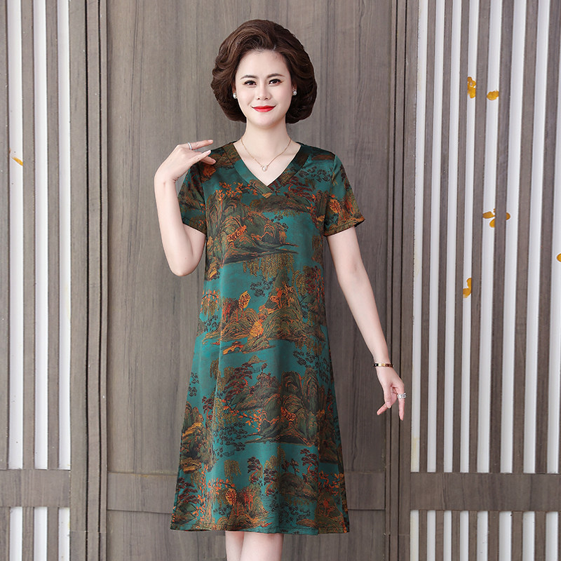 Middle aged women's dress Short sleeves Emulated Silk Ocean Dress Mother Clothing satin printed V collar Long version of dress