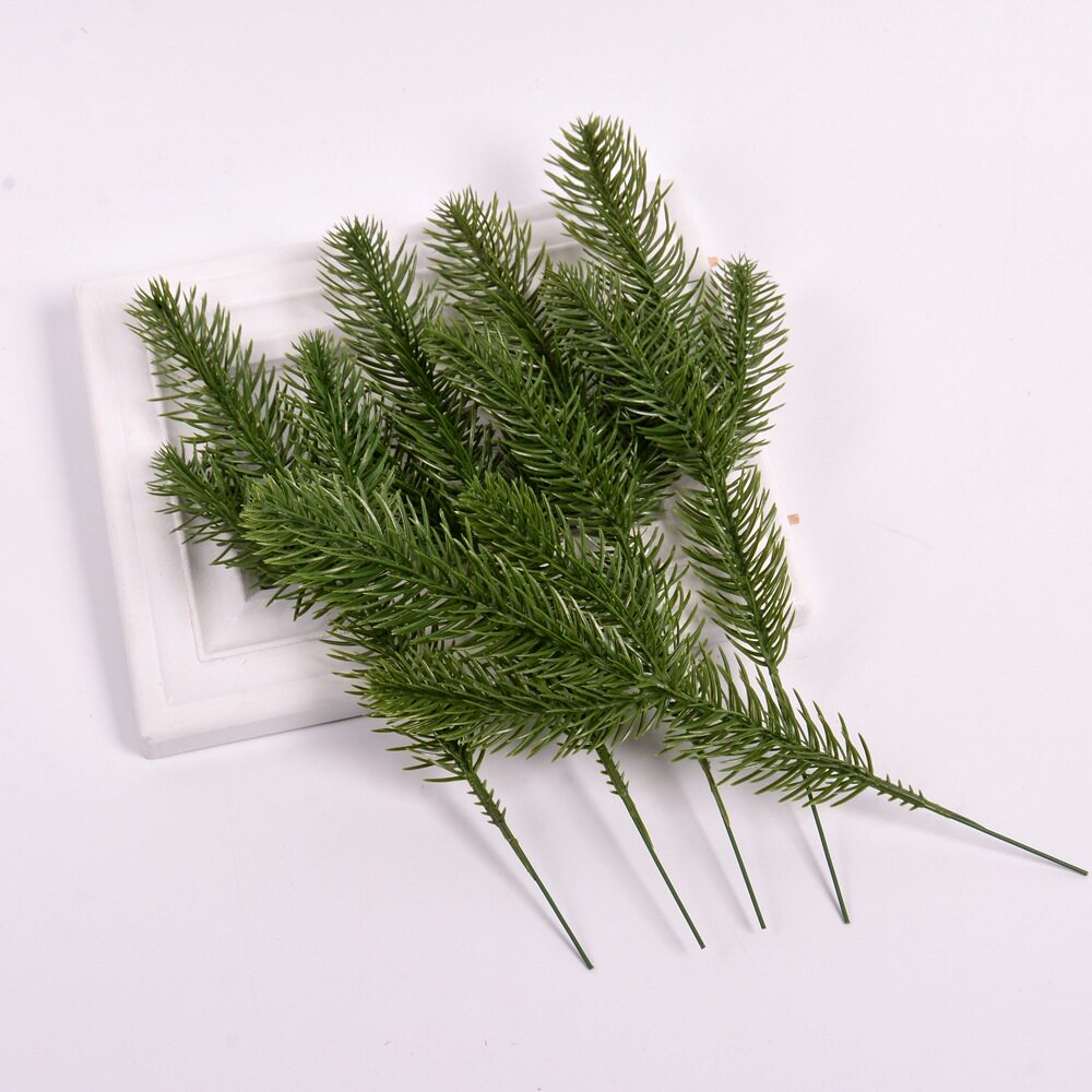 Pine needles plastic pine needles simulation Christmas tree pine needle wreath diy decoration accessories props posing