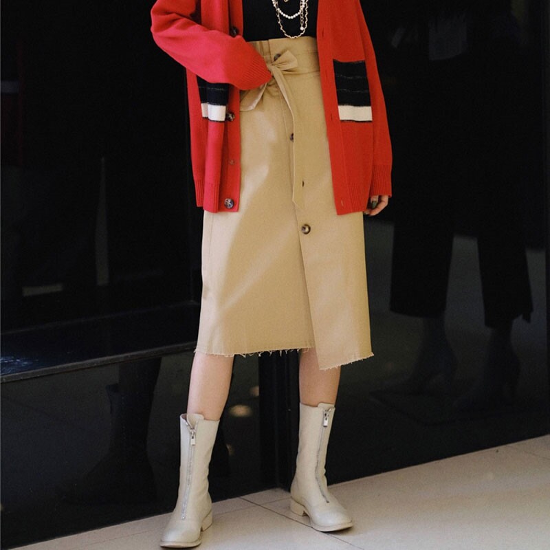 Brother's new 2022 spring lacing single row of buttoned pack hip half body skirt 1200159-2021653-001