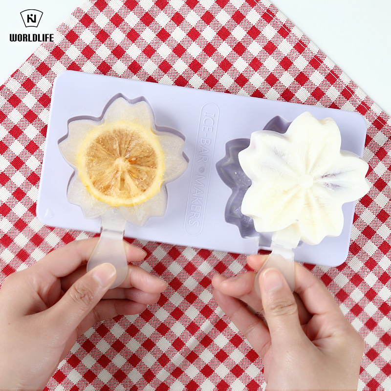 Japanese DIY cherry ice cream ice cream ice cream abrasive ice ice hockey ice cream ice cream mold homemade ice mold