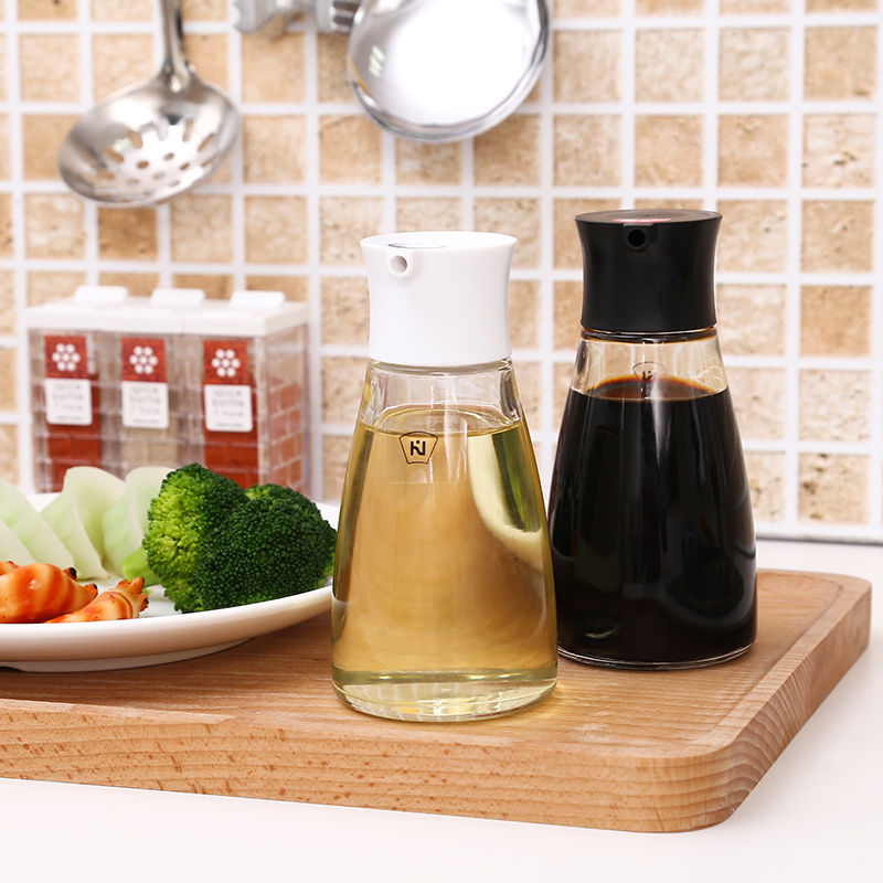 Japan Seasoning Bottle Kitchen Supplies Sauce glass Creative anti-leaking salt tank Oil pot soy sauce Vinegar Bottle Oil Bottle