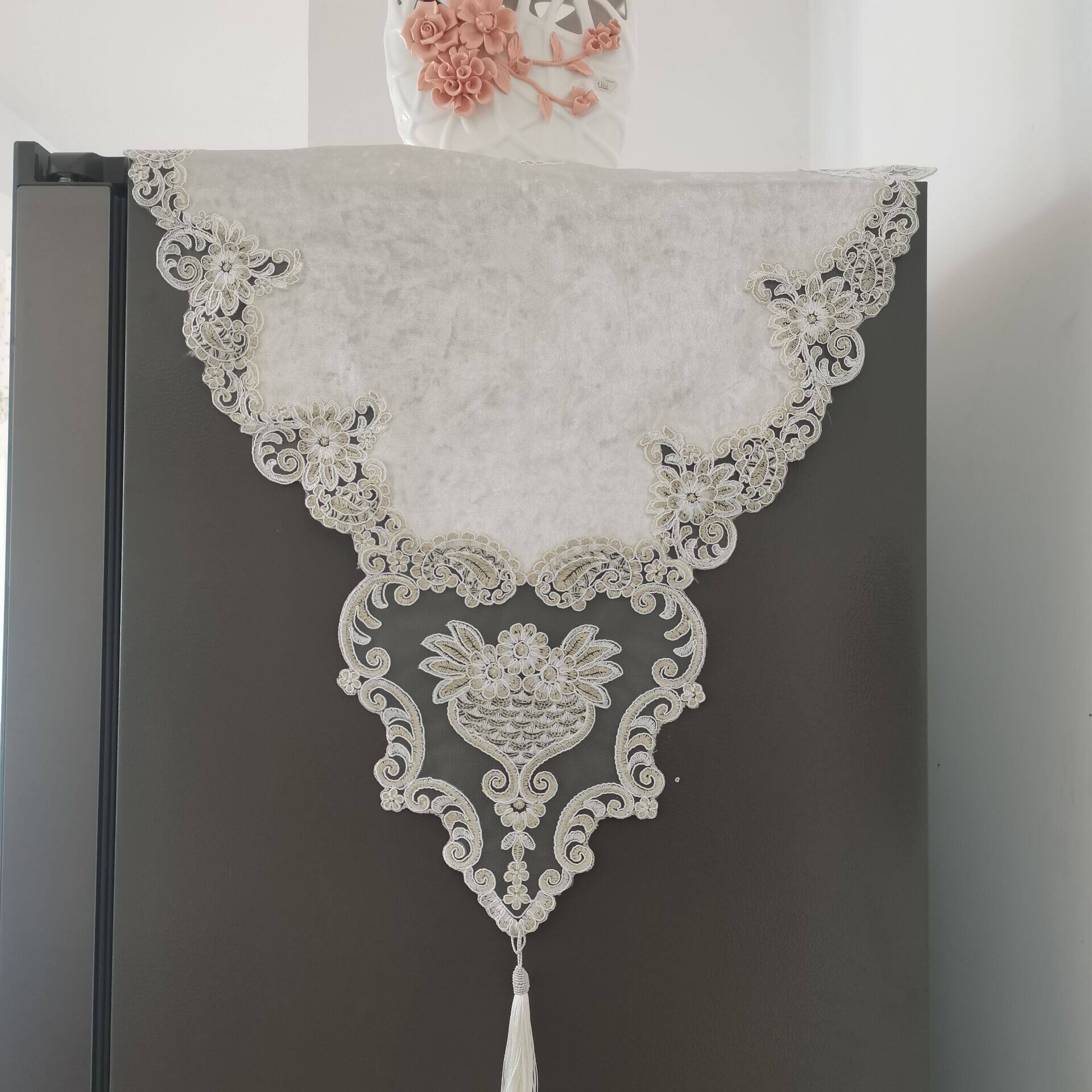 New lace fridge cover towel European-style brief opening double door fridge lid cloth dust-proof tea table tablecloth