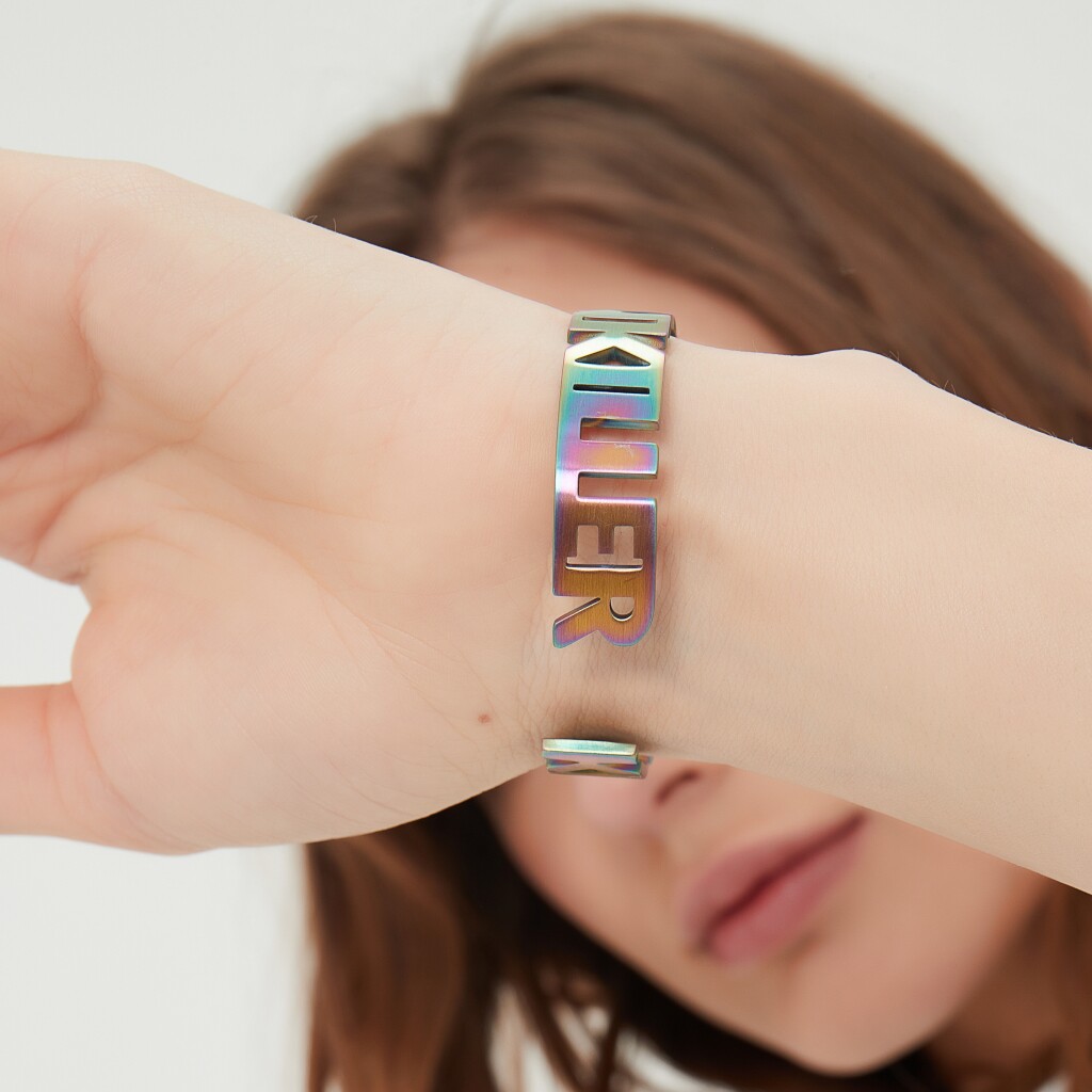 Traphero Half-Open Black Seven Coloured Simple Delicate Fashion Couple Trend Hip-Hop Street Letter Bracelet