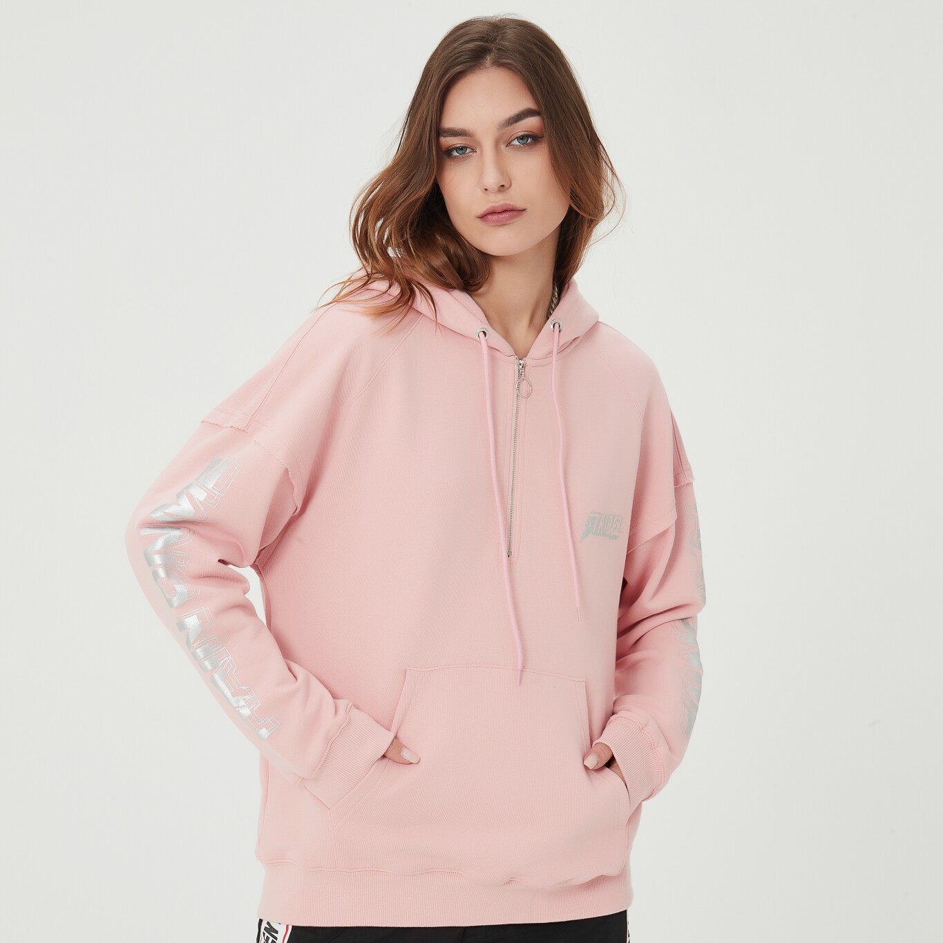 Traphero letters printed half long pull chain Oversize currents thin spring and autumn sweatshirt hooded sweatshirt male and female co-pay