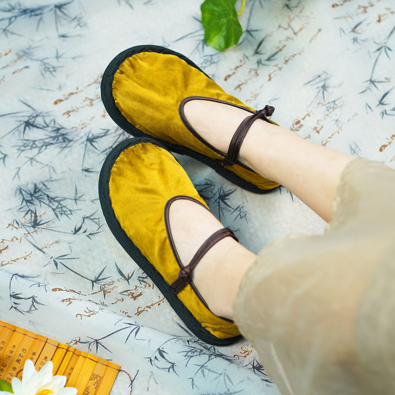 Yunqi Jinqi Plate Buckle 2025 New Women's Cloth Shoes Lightweight Cloth Shoes Women's Casual Cloth Shoes Women's Soft Sole Cloth Shoes
