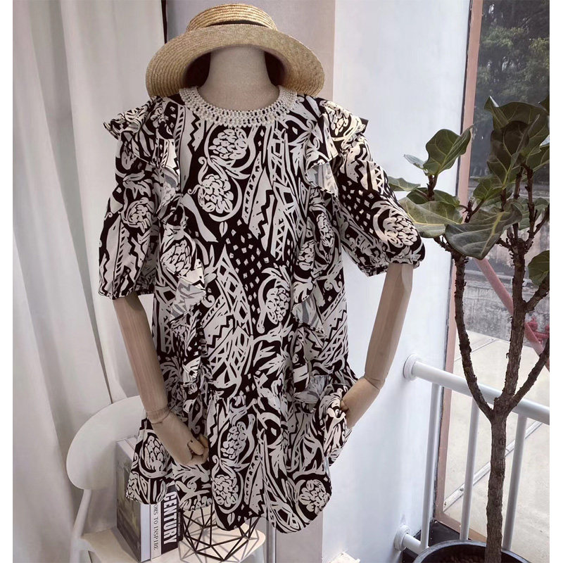 2020 European station summer new niche temperament personality print pattern lotus leaf short dress