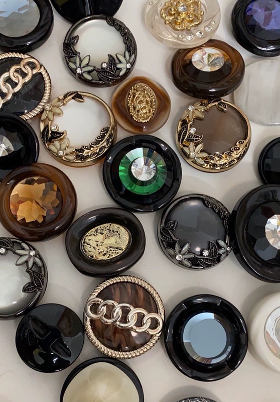 High-End Buttons for Women, Versatile Outwears, Windbreakers, Suits, Clothes Buttons, Sweaters, Pajamas, Large Buttons High-End Buttons for Women, Versatile Outwears, Windbreakers, Suits, Clothes Buttons, Sweaters, Pajamas, Large Buttons