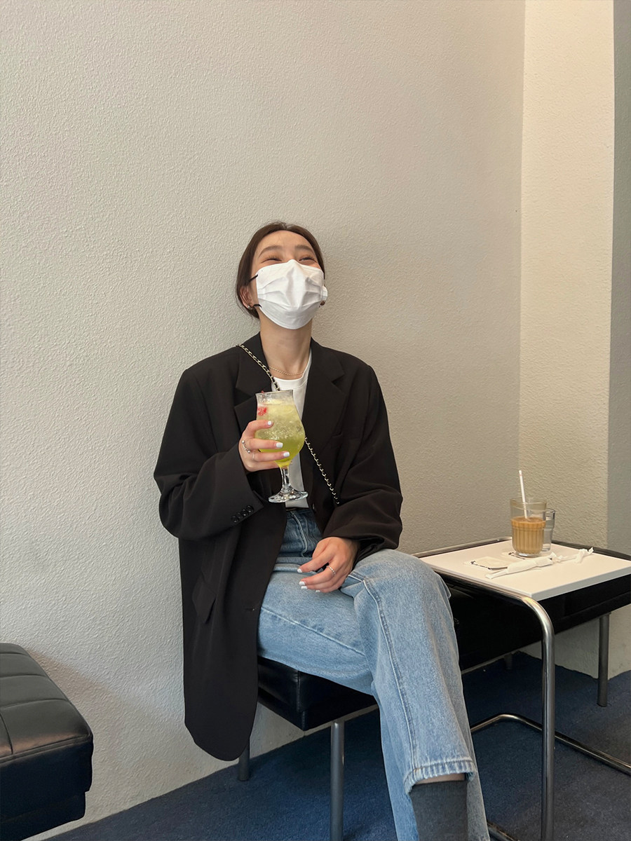 5siss high-end loose suit jacket women's 2022 autumn new temperament commuter profile small suit jacket