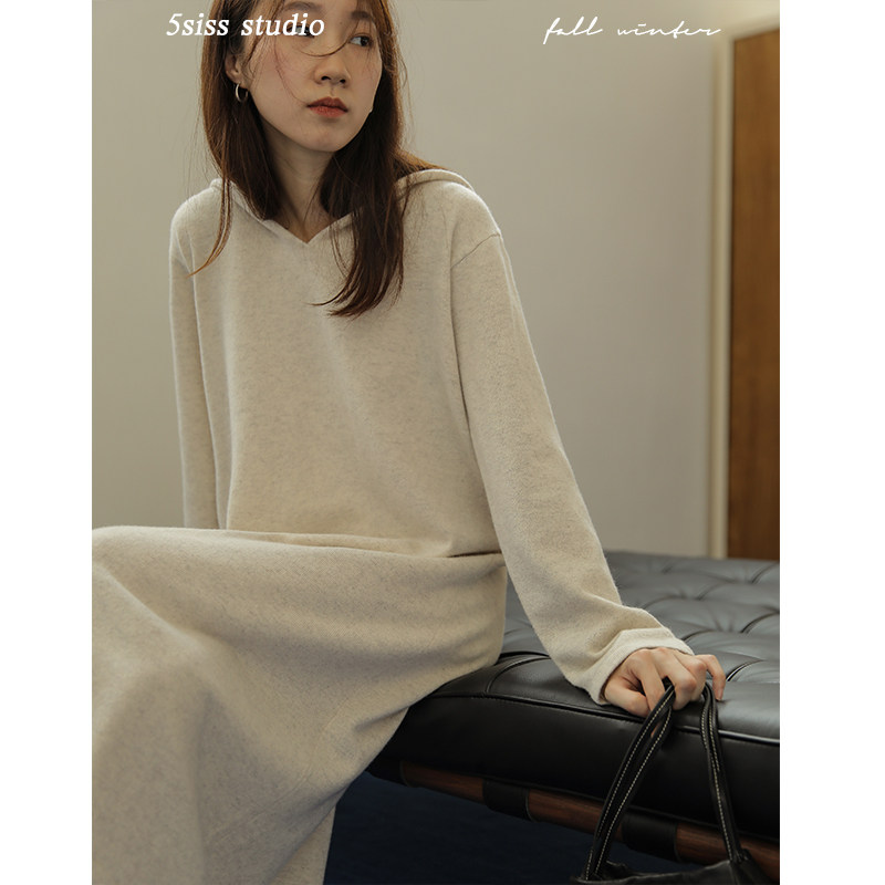 5siss 2022 new foreign dress Women's medium long version of the bottom knitted skirt loose with cap sweater dress for autumn and winter long version