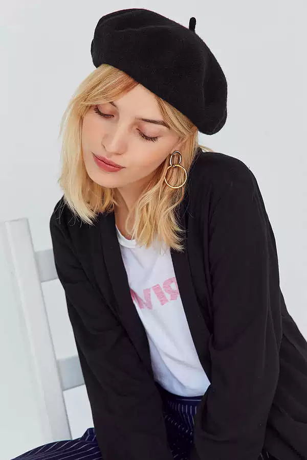 Снижено в наличии Urban Outfitters осень-зима шерстяной берет