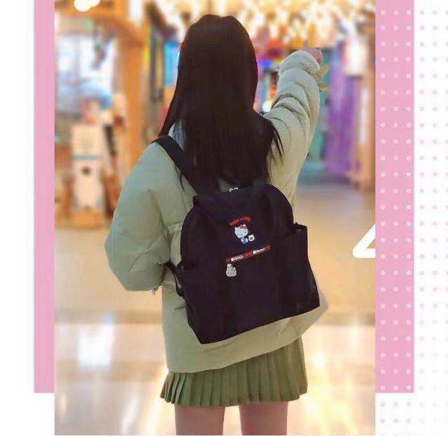 New casual trend Korean version of the waterproof cloth bag fashion backpack handbag travel bag can be hung zipper 2442