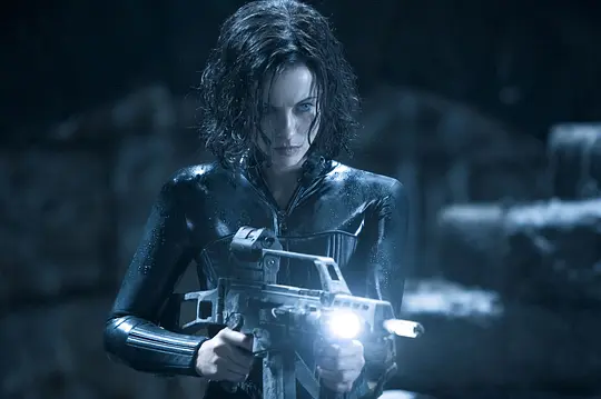 黑夜传说 Underworld2003剧照3