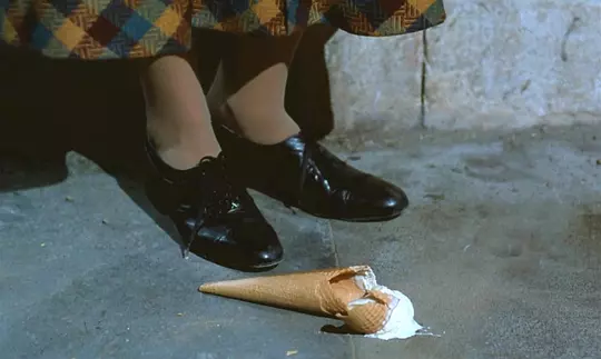 克里西区的静静日子 Jours tranquilles à Clichy1990剧照3