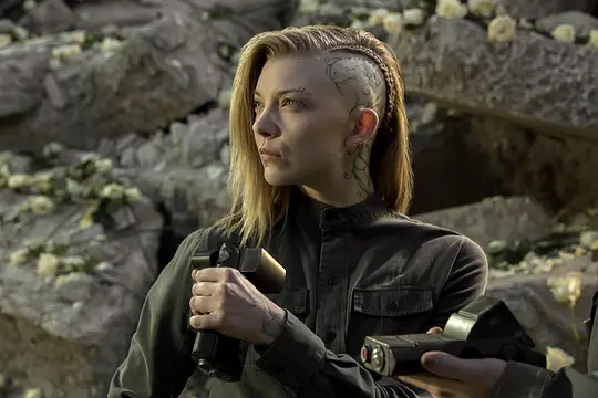 饥饿游戏3:嘲笑鸟(上) The Hunger Games: Mockingjay - Part 12014剧照3