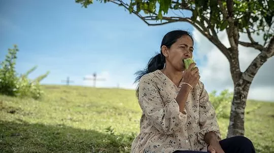 罗特岛的妇女2023剧照2