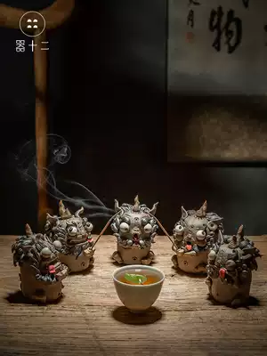 The Twelve brave tea pet ornaments boutique can raise cute incense and personality creative lucky tea set gifts Pang play insects